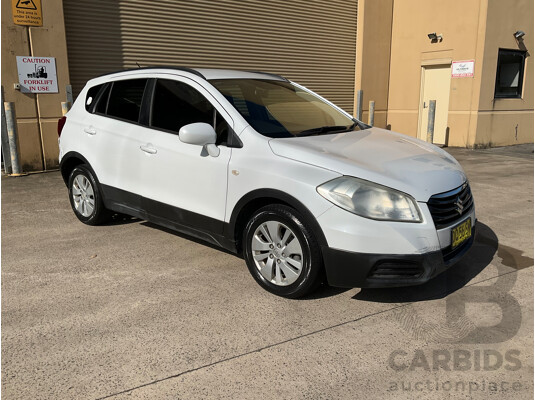 01/2016 Suzuki S-Cross GL (FWD) JY 4d Wagon White 1.6L