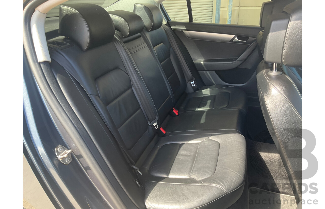 10/2013 Volkswagen Passat 118 TSI 3C MY14 4d Sedan Iceland Grey Pearl Turbo 1.8L