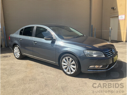 10/2013 Volkswagen Passat 118 TSI 3C MY14 4d Sedan Iceland Grey Pearl Turbo 1.8L