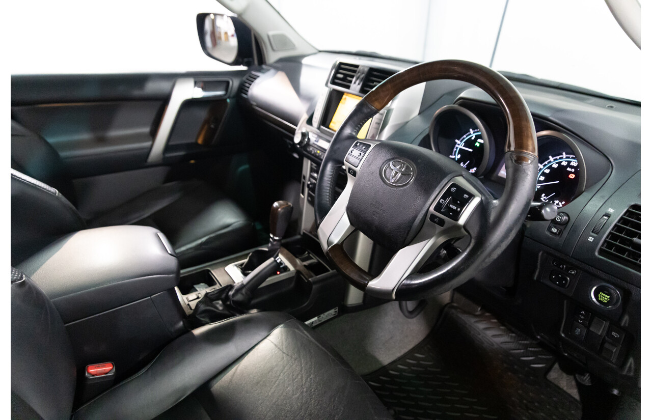 1/2009 Toyota Landcruiser Prado Kakadu (4x4) KDJ150R 4d Wagon Graphite Grey Turbo Diesel 3.0L