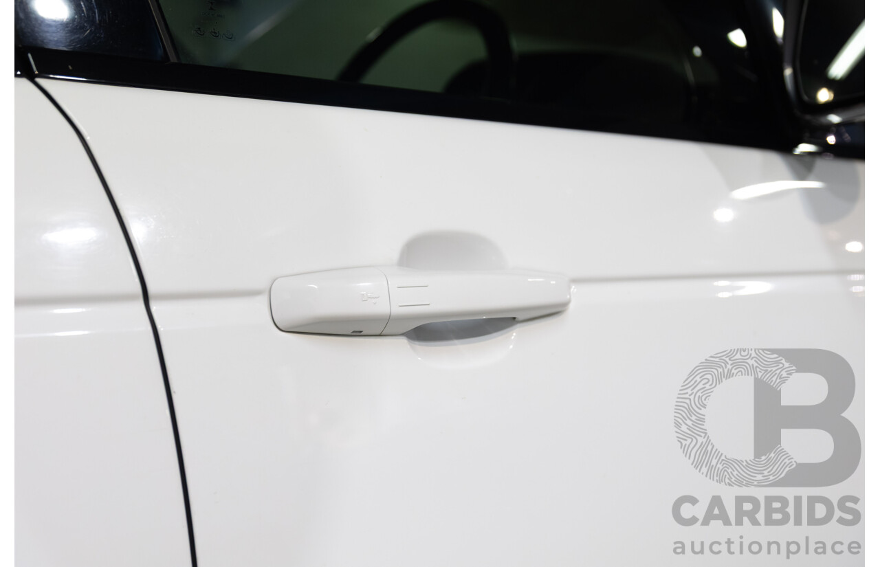 6/2014 Land Rover Range Rover Vogue TDV6 LG MY14.5 4d Wagon Fuji White Twin Turbo Diesel V6 3.0L