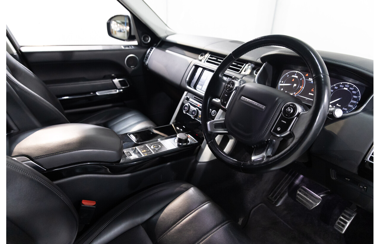 6/2014 Land Rover Range Rover Vogue TDV6 LG MY14.5 4d Wagon Fuji White Twin Turbo Diesel V6 3.0L