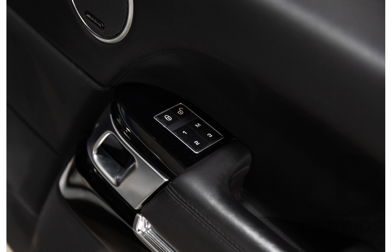 6/2014 Land Rover Range Rover Vogue TDV6 LG MY14.5 4d Wagon Fuji White Twin Turbo Diesel V6 3.0L