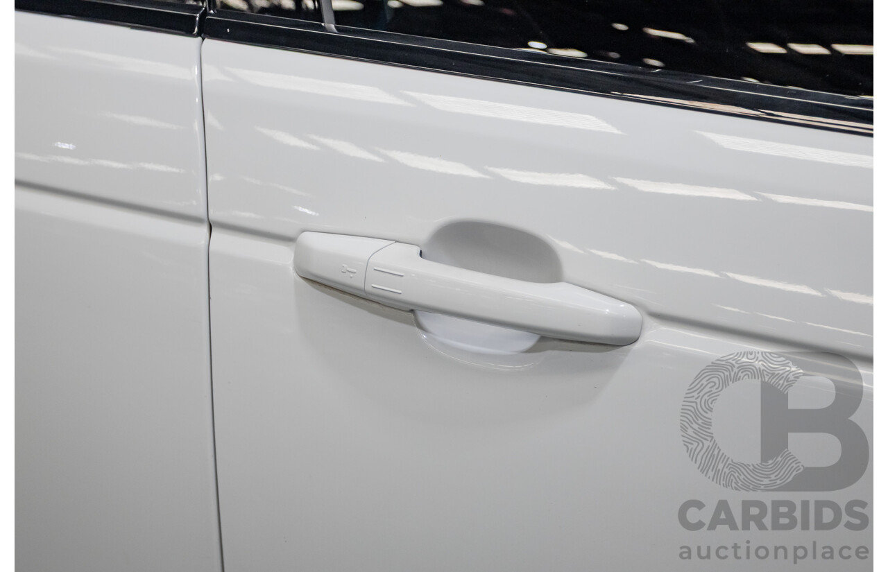 6/2014 Land Rover Range Rover Vogue TDV6 LG MY14.5 4d Wagon Fuji White Twin Turbo Diesel V6 3.0L