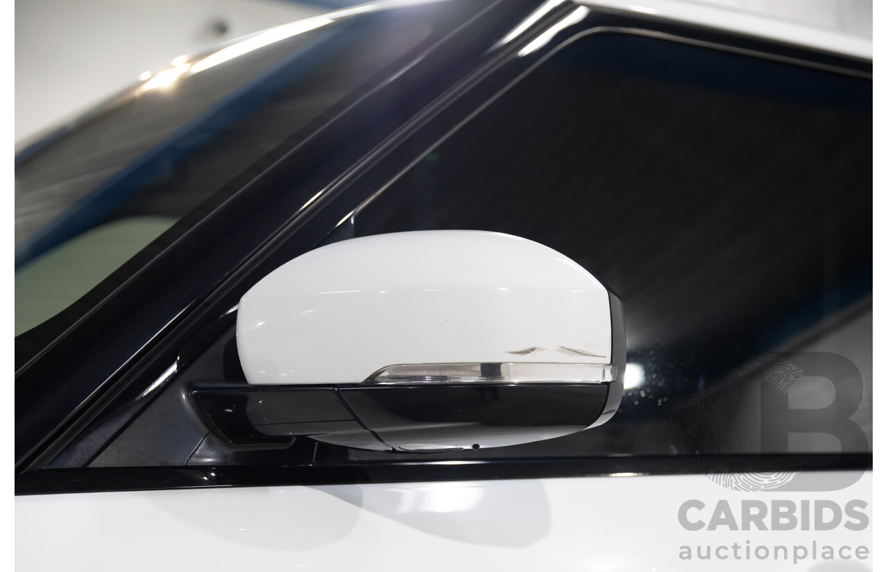 6/2014 Land Rover Range Rover Vogue TDV6 LG MY14.5 4d Wagon Fuji White Twin Turbo Diesel V6 3.0L