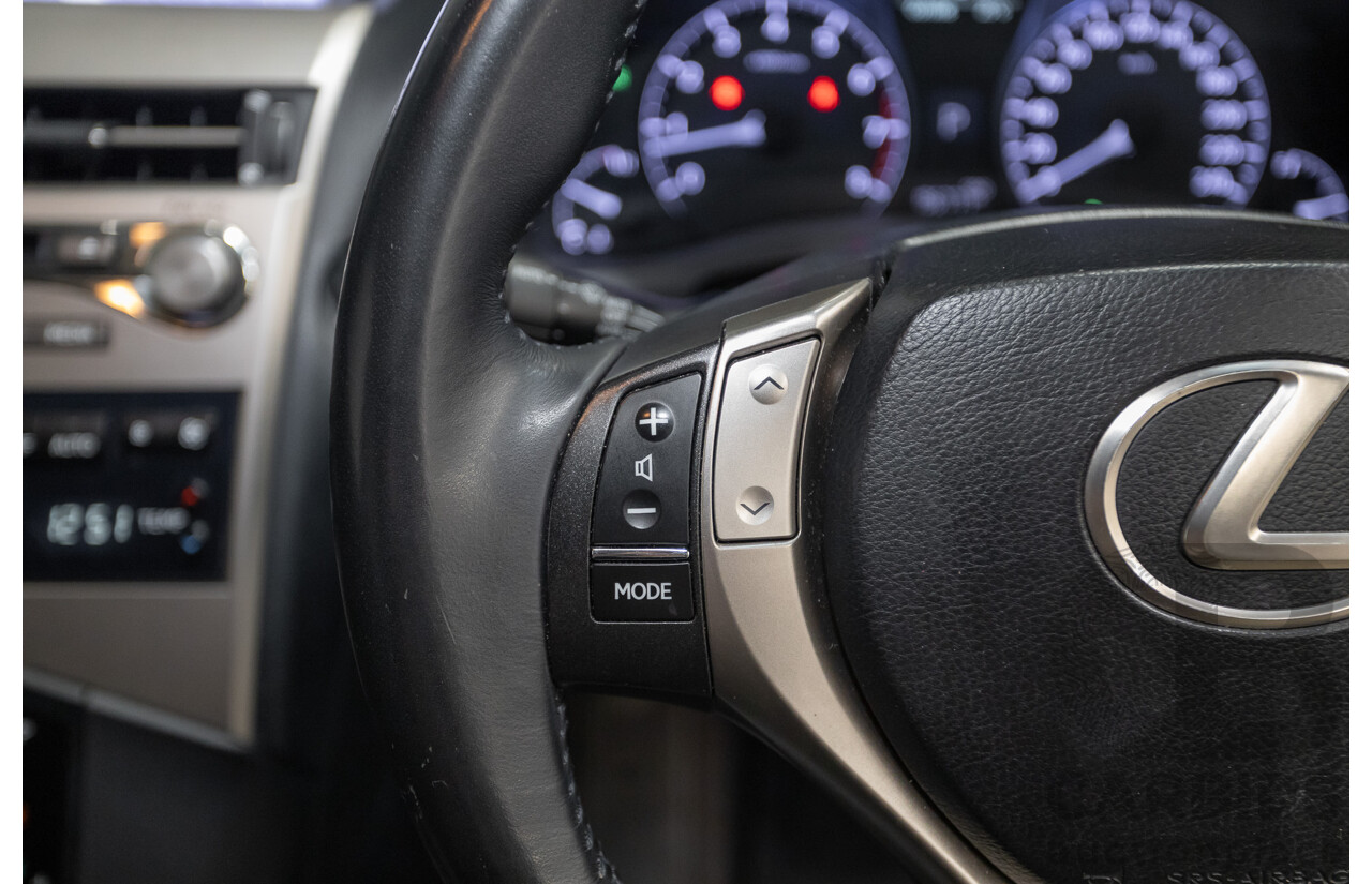 9/2013 Lexus RX350 Luxury GGL15R MY12 4d Wagon White Pearl V6 3.5L