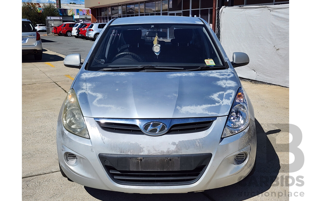 5/2011 Hyundai i20 Active PB MY11 5d Hatchback Silver 1.4L