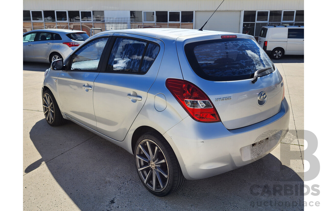 5/2011 Hyundai i20 Active PB MY11 5d Hatchback Silver 1.4L