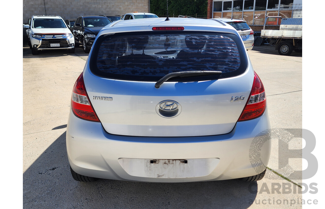 5/2011 Hyundai i20 Active PB MY11 5d Hatchback Silver 1.4L