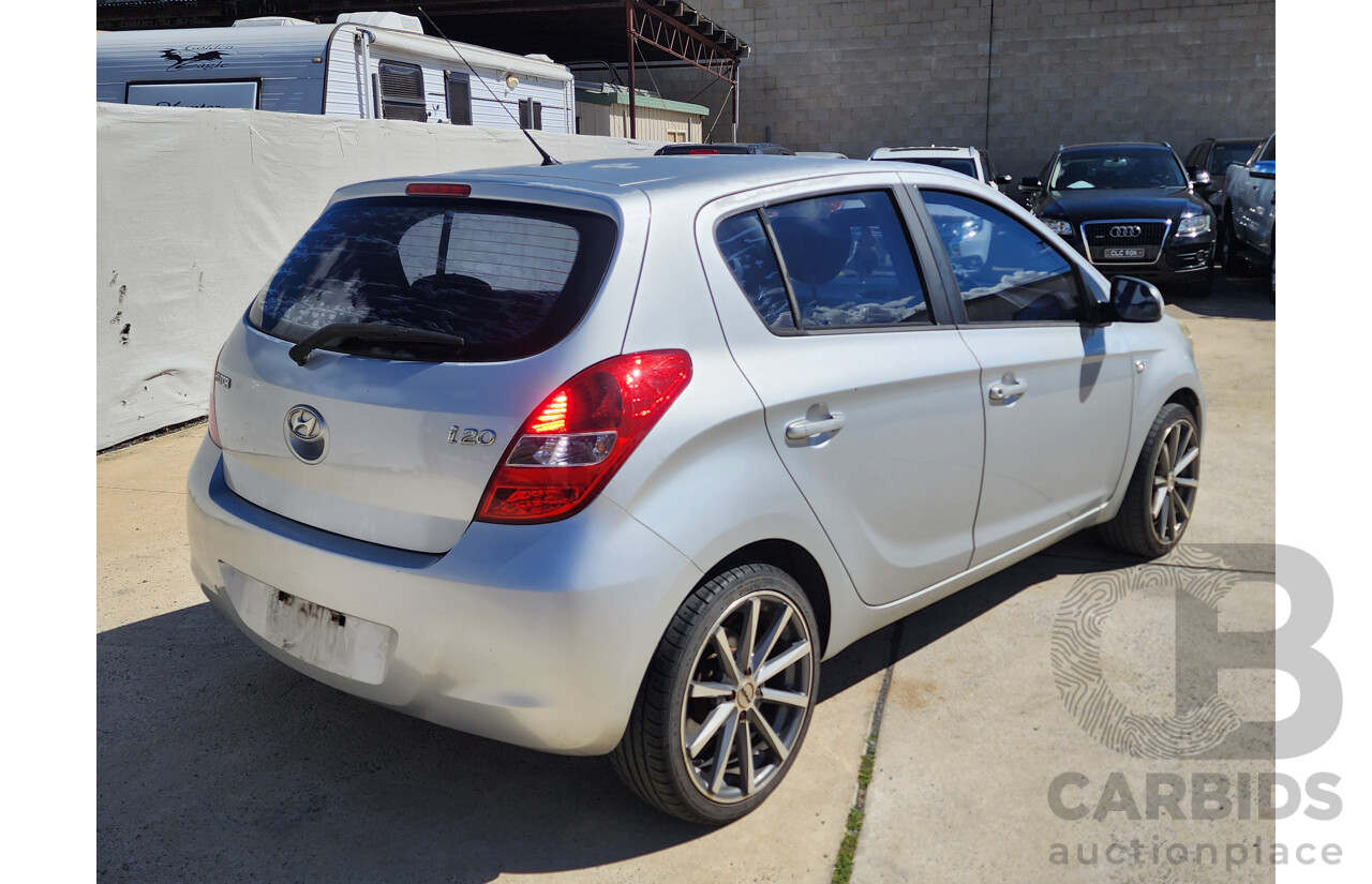 5/2011 Hyundai i20 Active PB MY11 5d Hatchback Silver 1.4L