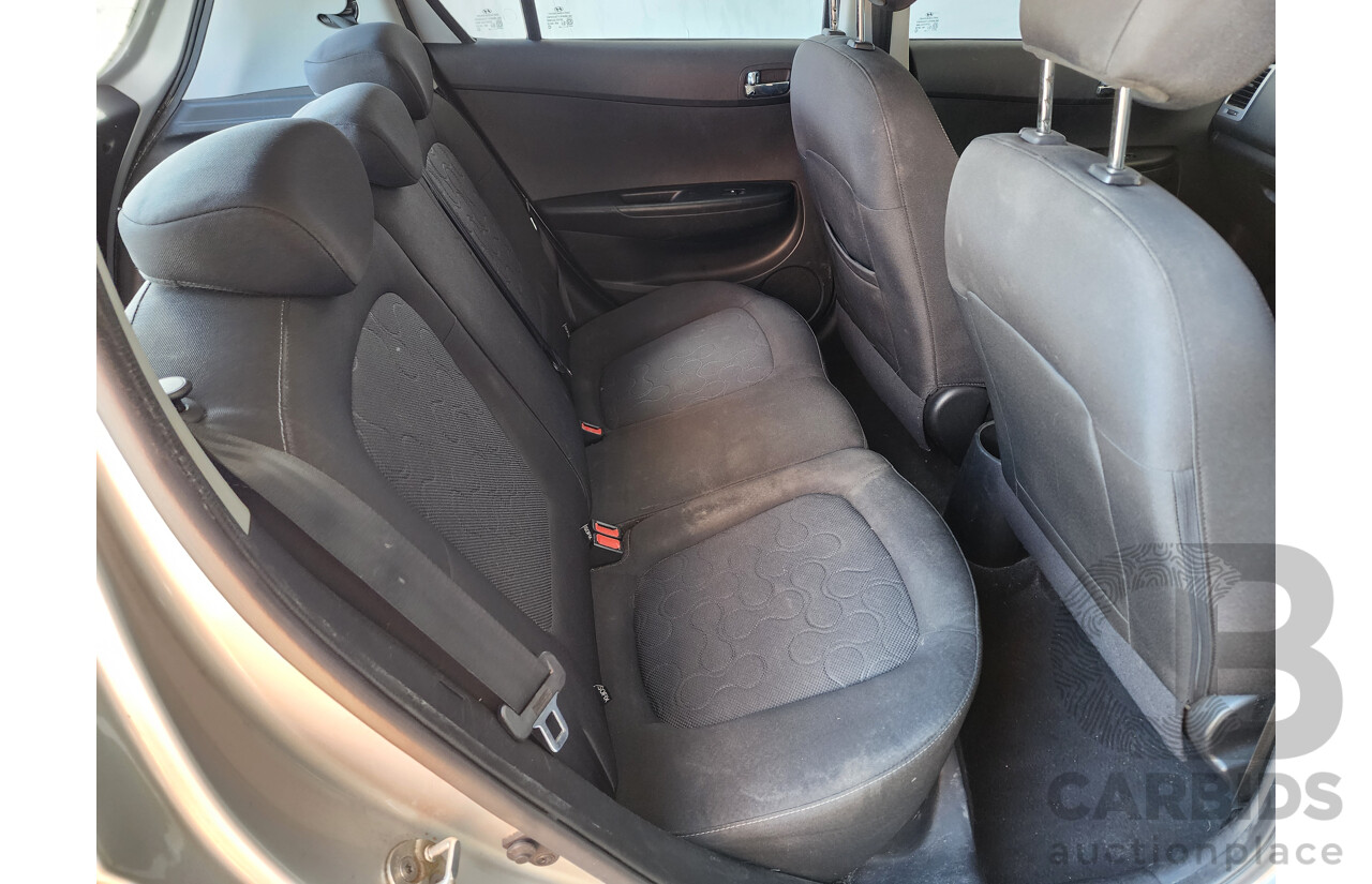 5/2011 Hyundai i20 Active PB MY11 5d Hatchback Silver 1.4L