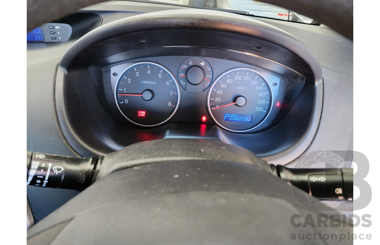 5/2011 Hyundai i20 Active PB MY11 5d Hatchback Silver 1.4L