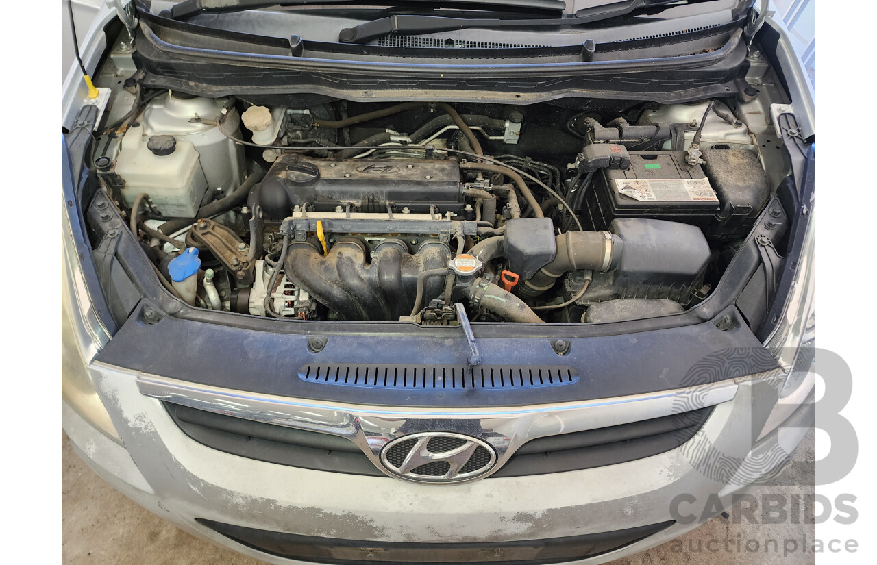 5/2011 Hyundai i20 Active PB MY11 5d Hatchback Silver 1.4L