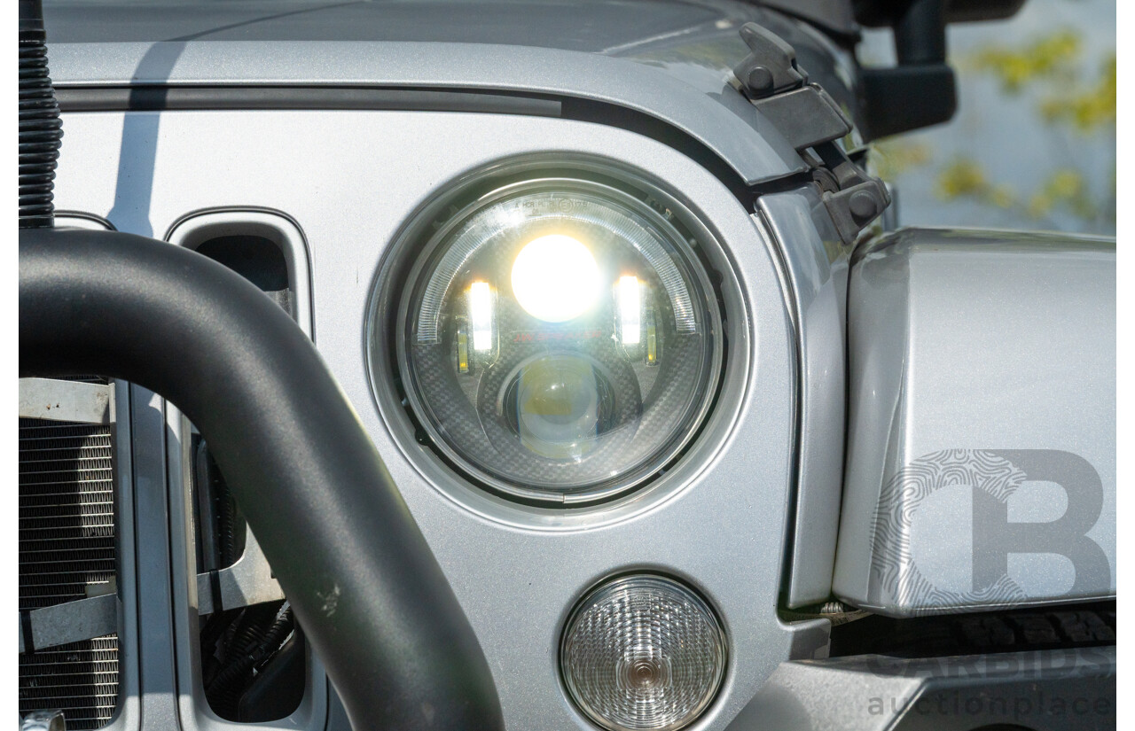 1/2018 Jeep Wrangler Unlimited Overland (4x4) JK MY18 4D Hardtop Billet Silver Metallic V8 5.7L