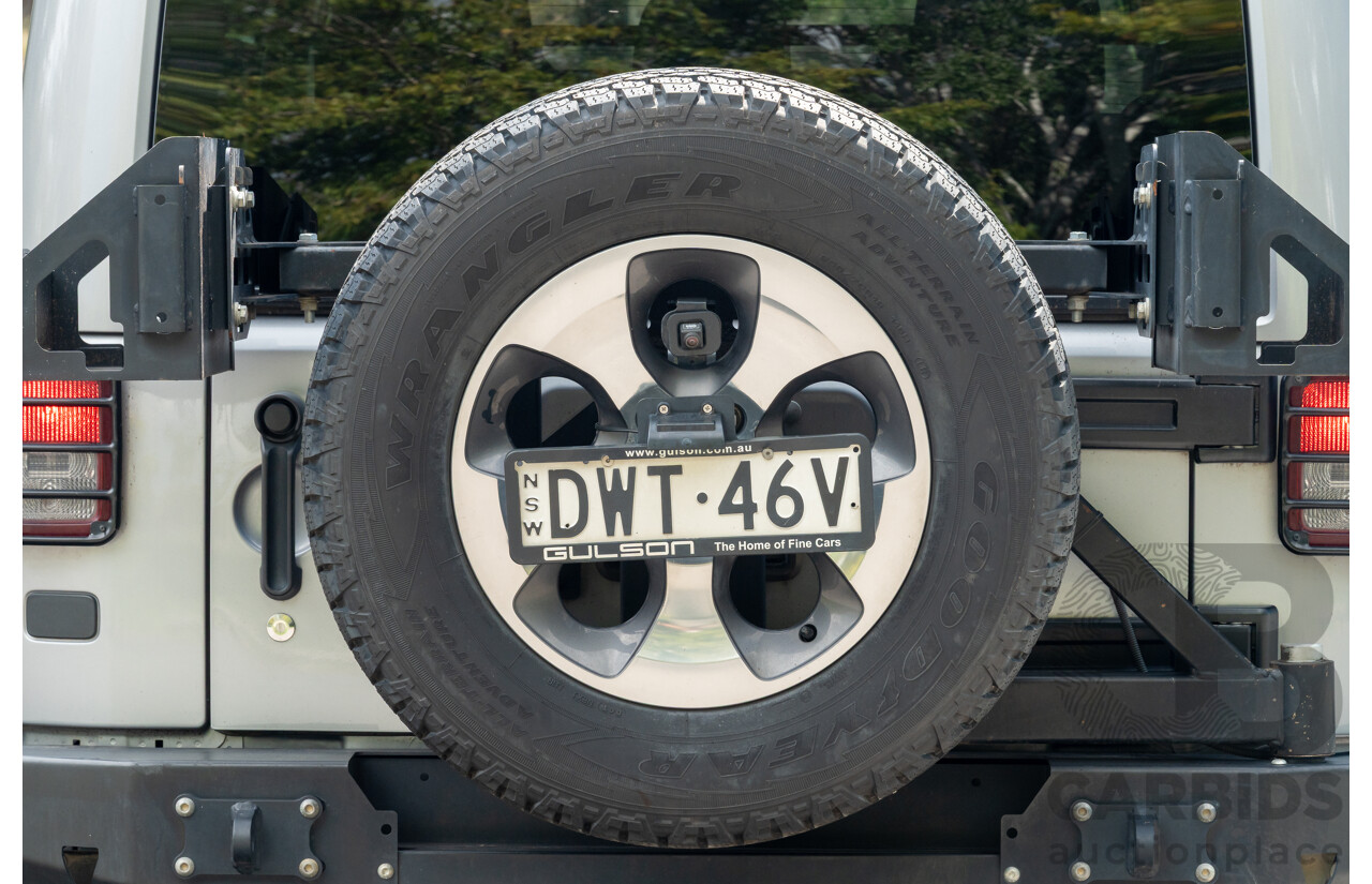 1/2018 Jeep Wrangler Unlimited Overland (4x4) JK MY18 4D Hardtop Billet Silver Metallic V8 5.7L