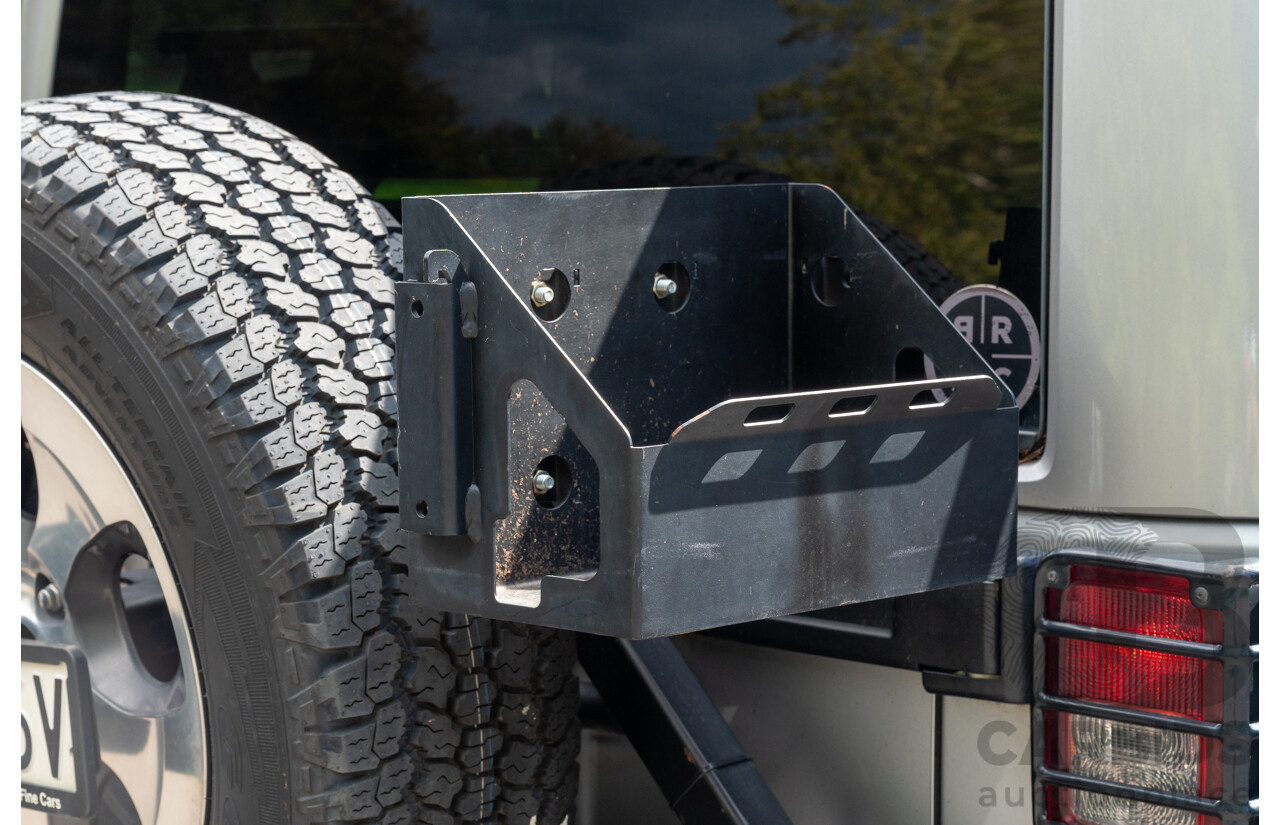 1/2018 Jeep Wrangler Unlimited Overland (4x4) JK MY18 4D Hardtop Billet Silver Metallic V8 5.7L