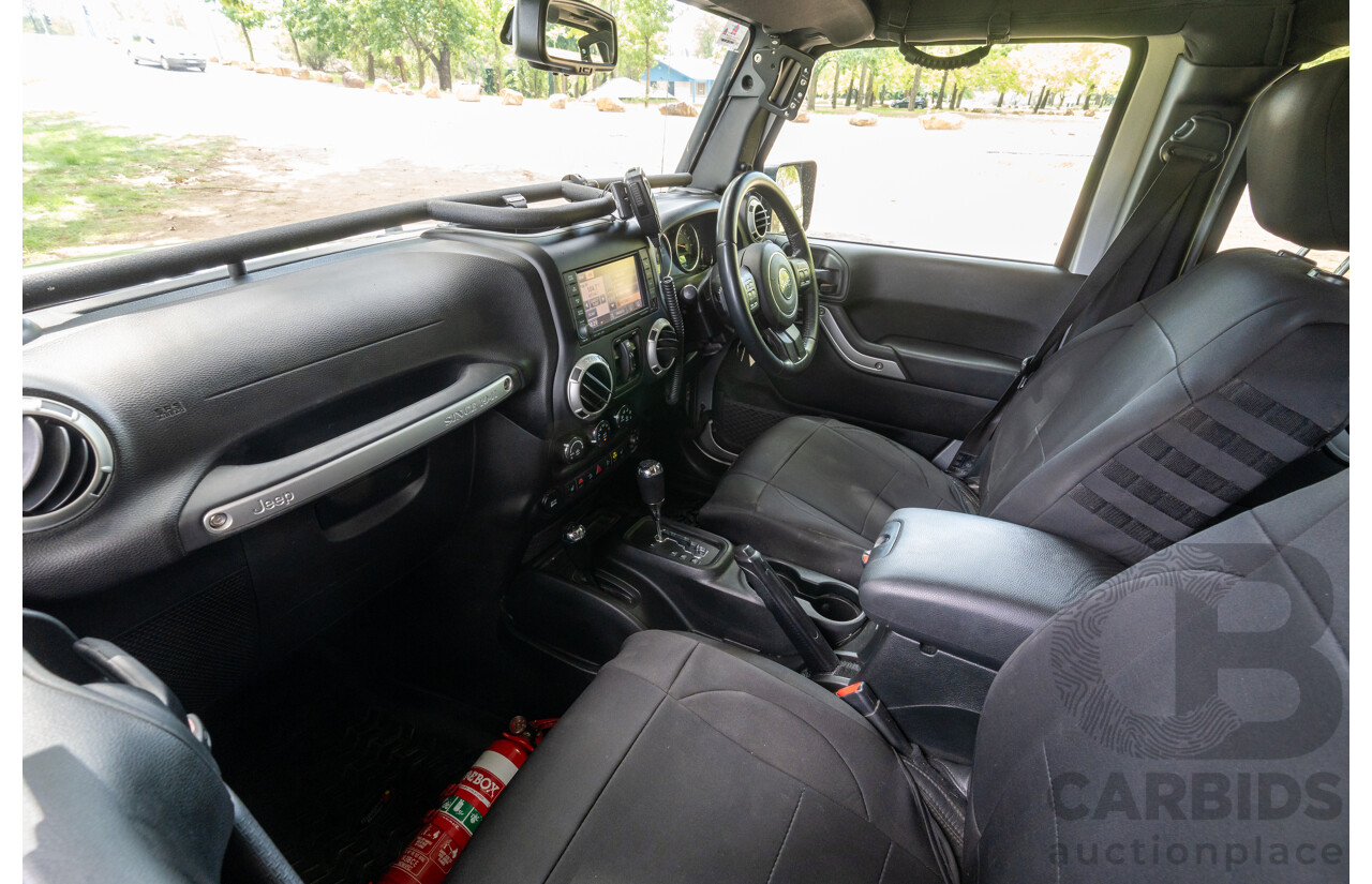 1/2018 Jeep Wrangler Unlimited Overland (4x4) JK MY18 4D Hardtop Billet Silver Metallic V8 5.7L