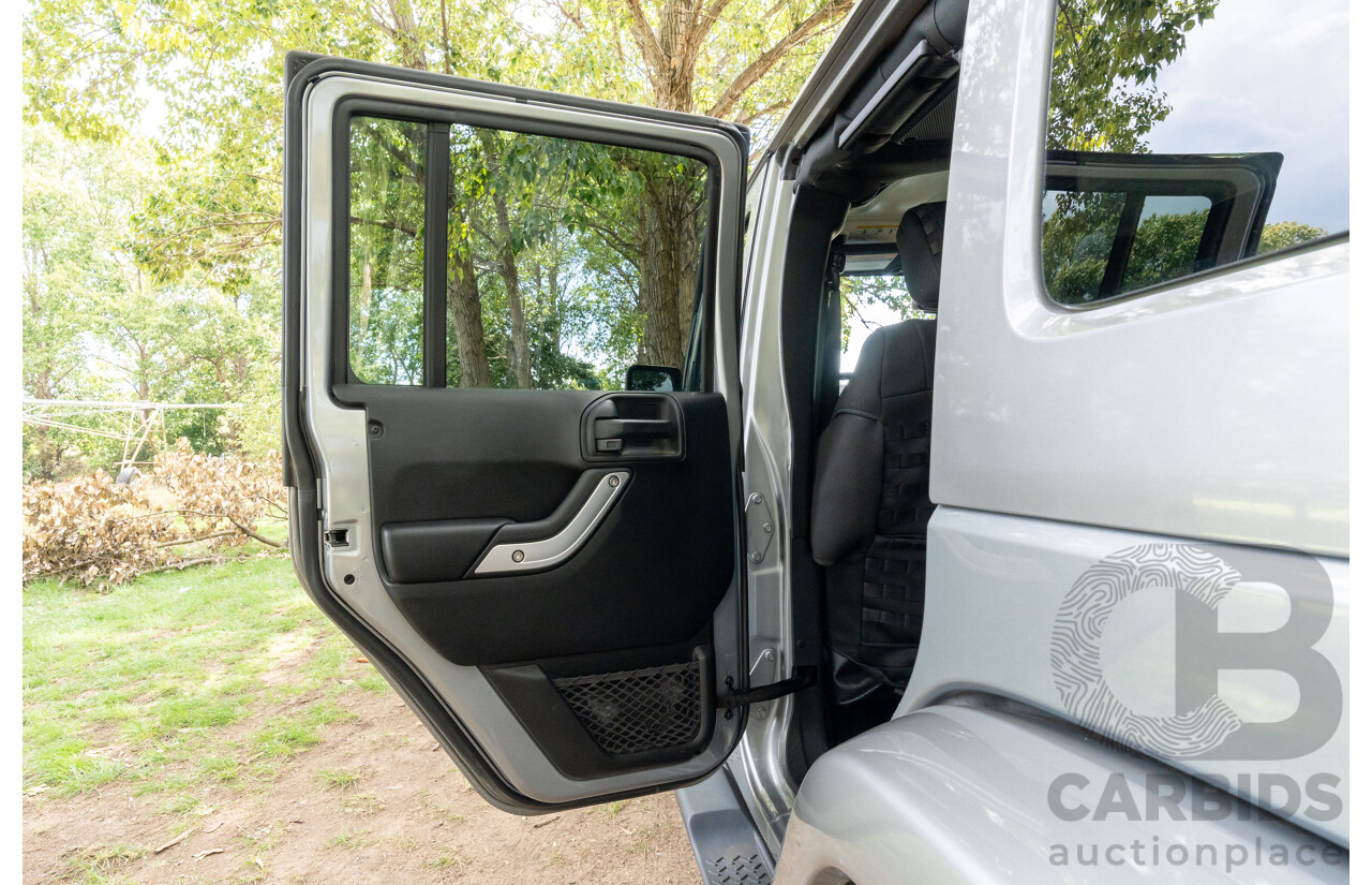 1/2018 Jeep Wrangler Unlimited Overland (4x4) JK MY18 4D Hardtop Billet Silver Metallic V8 5.7L