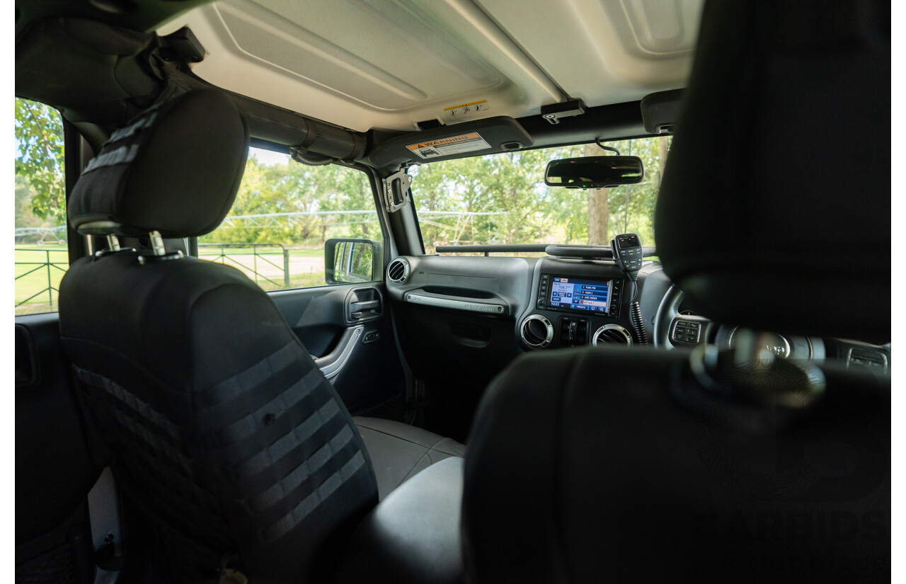 1/2018 Jeep Wrangler Unlimited Overland (4x4) JK MY18 4D Hardtop Billet Silver Metallic V8 5.7L