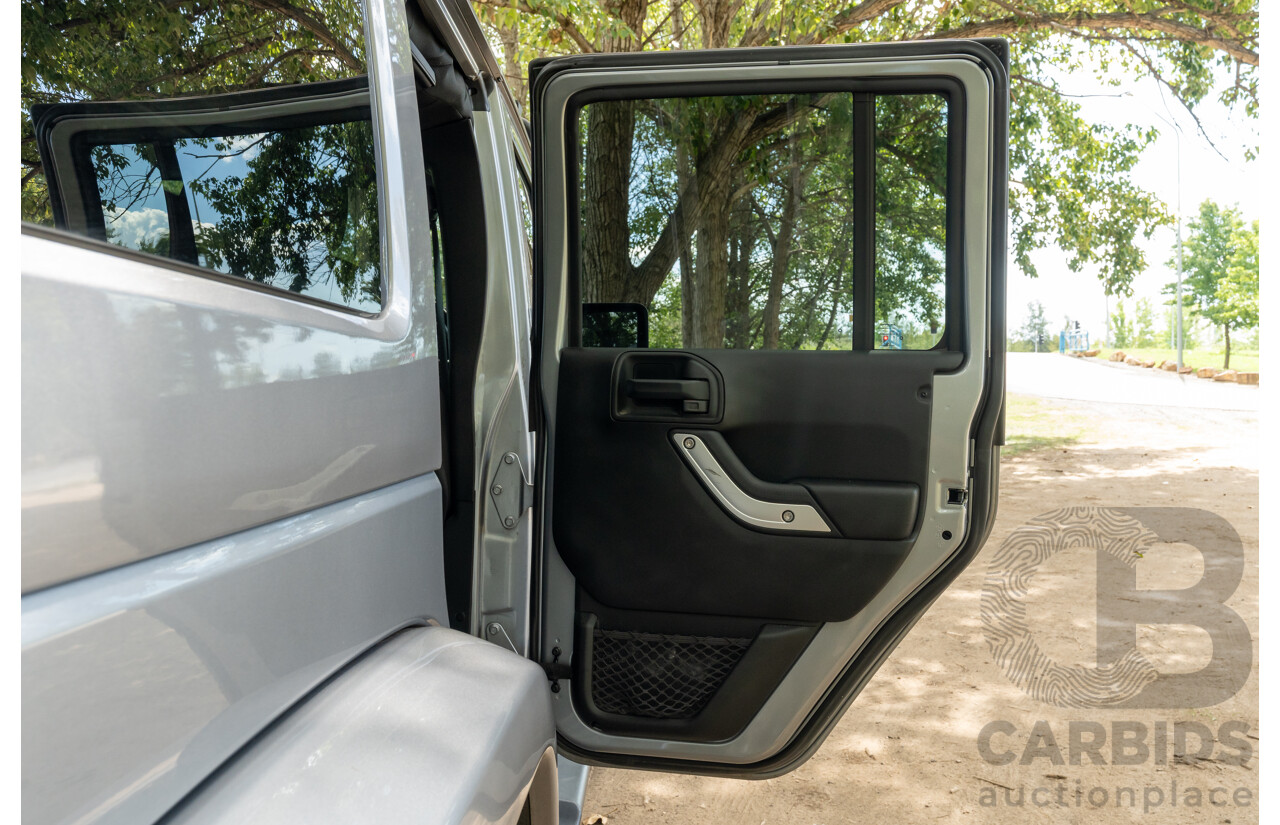 1/2018 Jeep Wrangler Unlimited Overland (4x4) JK MY18 4D Hardtop Billet Silver Metallic V8 5.7L