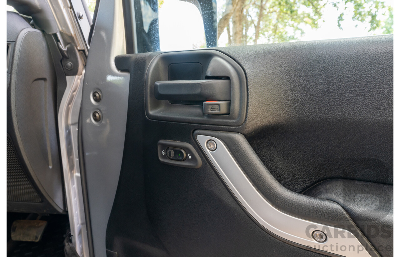 1/2018 Jeep Wrangler Unlimited Overland (4x4) JK MY18 4D Hardtop Billet Silver Metallic V8 5.7L