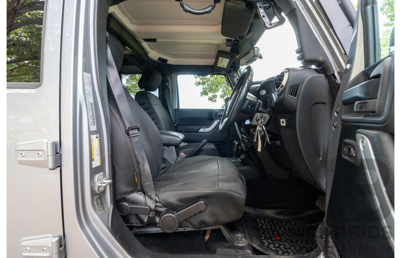 1/2018 Jeep Wrangler Unlimited Overland (4x4) JK MY18 4D Hardtop Billet Silver Metallic V8 5.7L