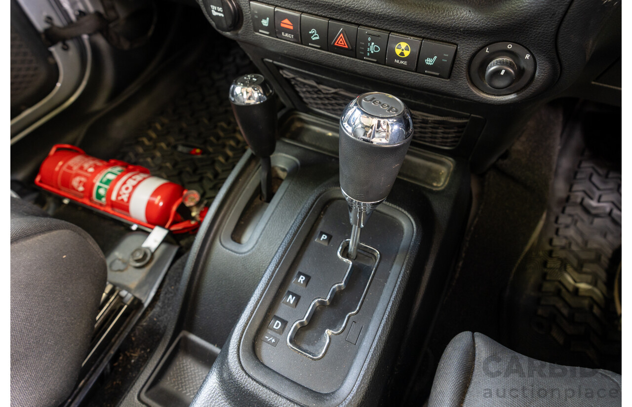 1/2018 Jeep Wrangler Unlimited Overland (4x4) JK MY18 4D Hardtop Billet Silver Metallic V8 5.7L