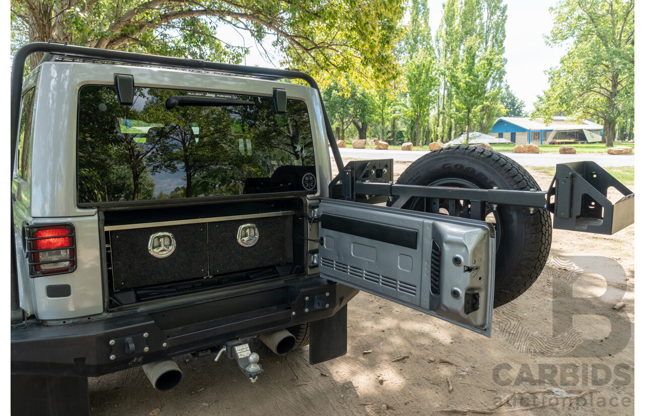 1/2018 Jeep Wrangler Unlimited Overland (4x4) JK MY18 4D Hardtop Billet Silver Metallic V8 5.7L