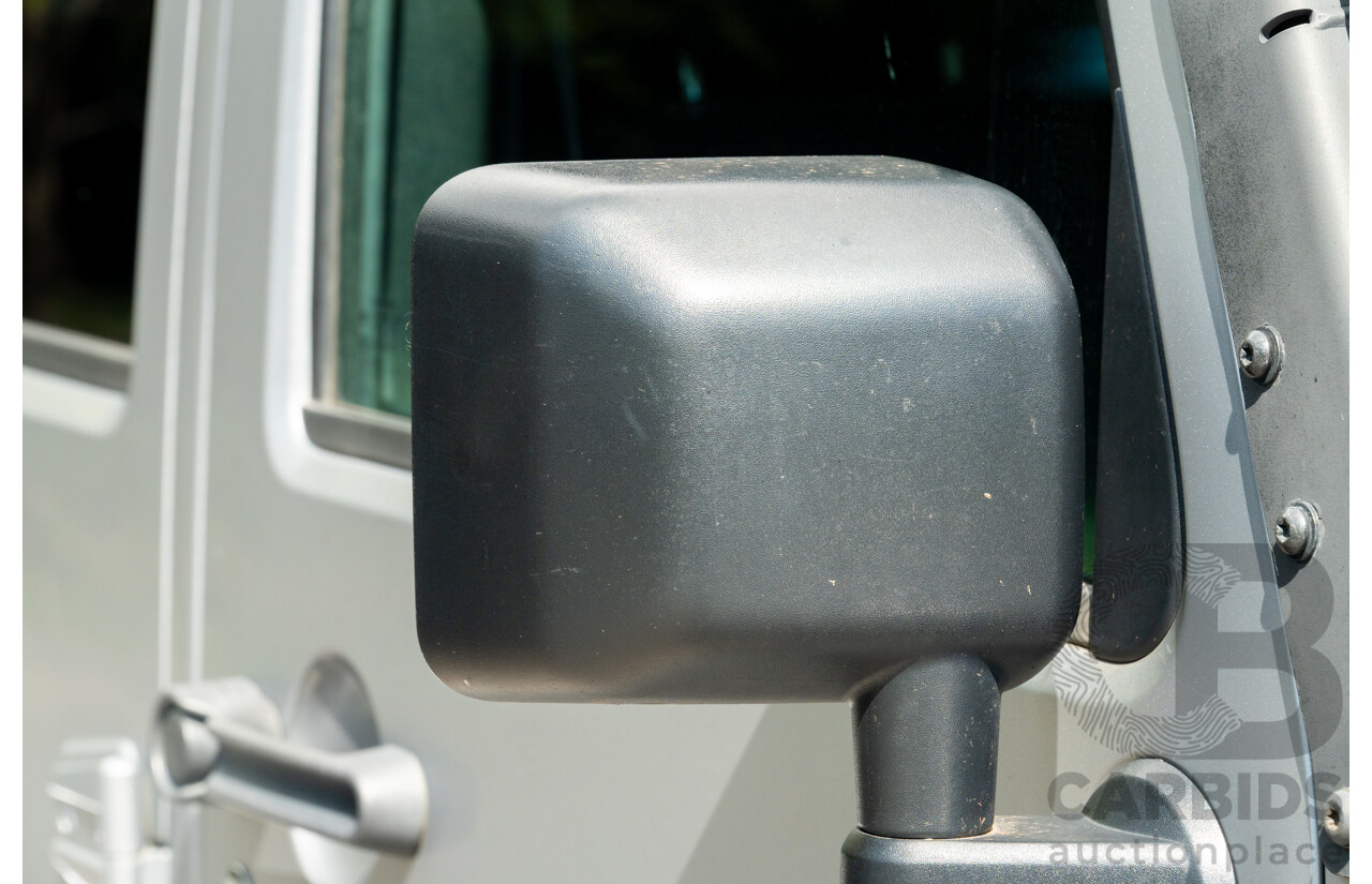 1/2018 Jeep Wrangler Unlimited Overland (4x4) JK MY18 4D Hardtop Billet Silver Metallic V8 5.7L