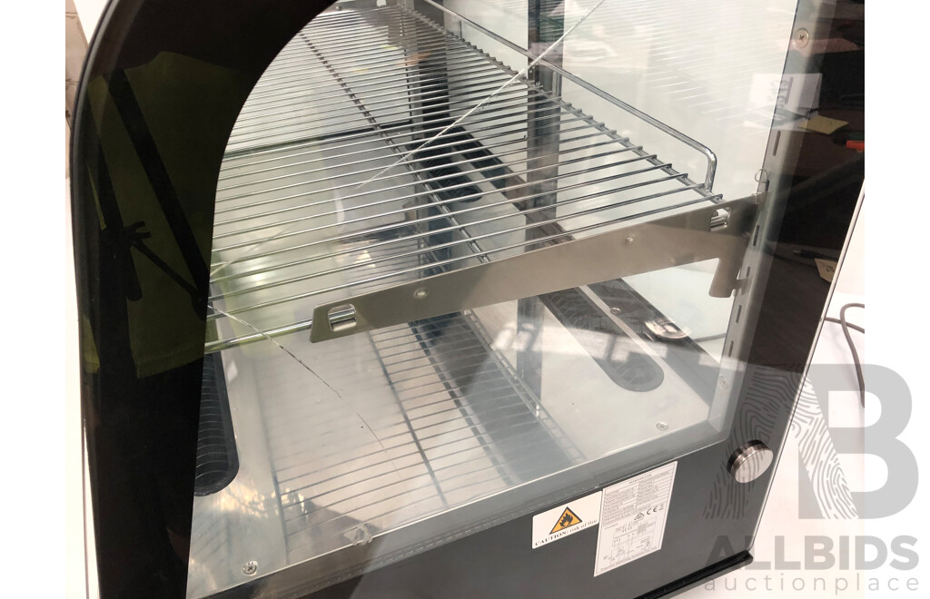 Exquisite 160 Litre Counter Top Curved Cake Display Refrigerator