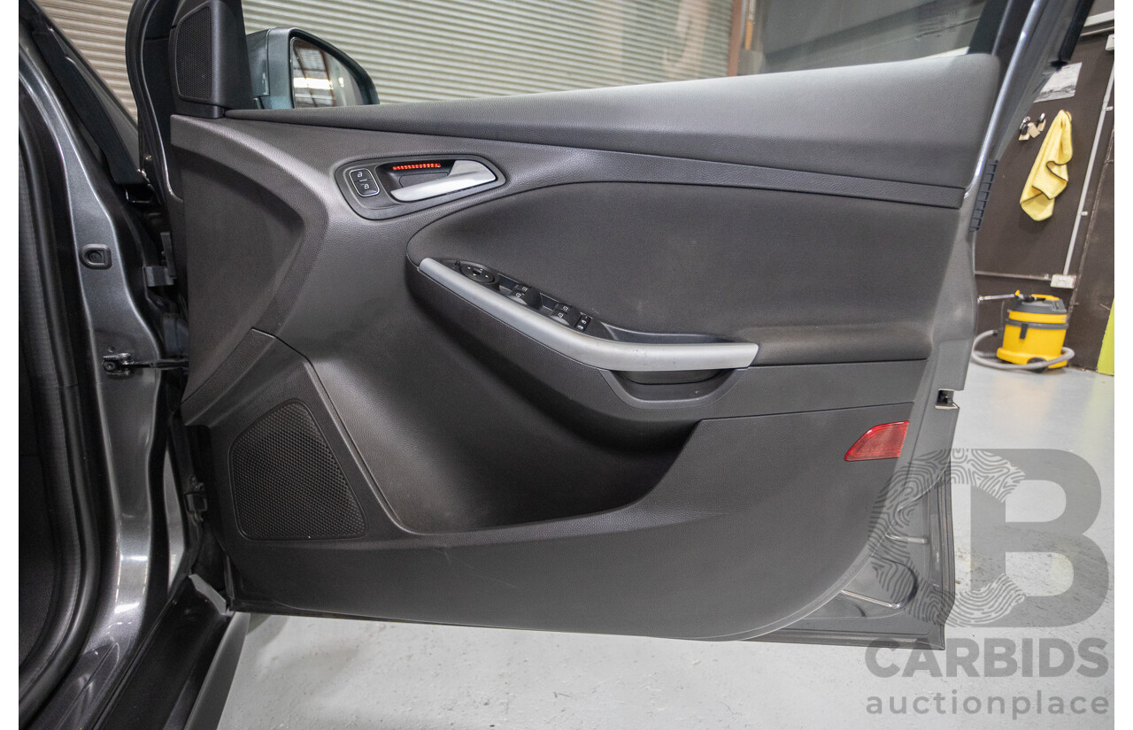 8/2016 Ford Focus Sport LZ 5D Hatchback Magnetic Grey Turbo 1.5L