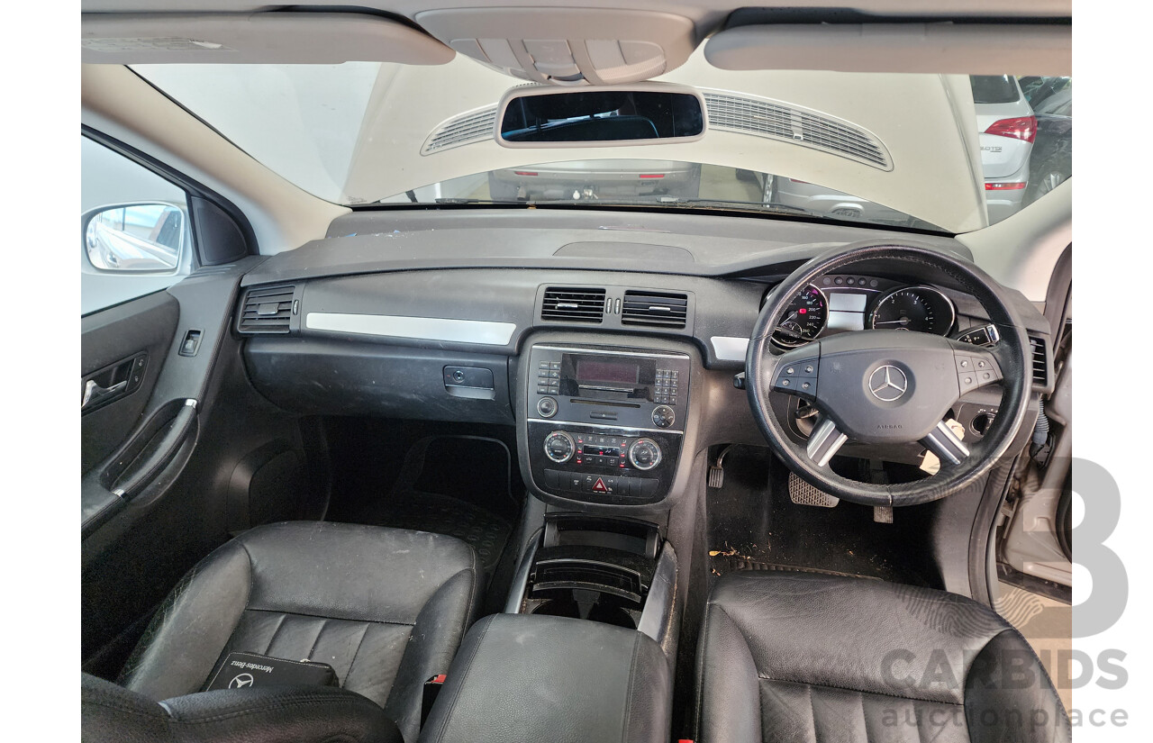 12/2007 Mercedes-Benz R 280 CDI (rwd) 251 MY08 4d Wagon Silver 3.0L