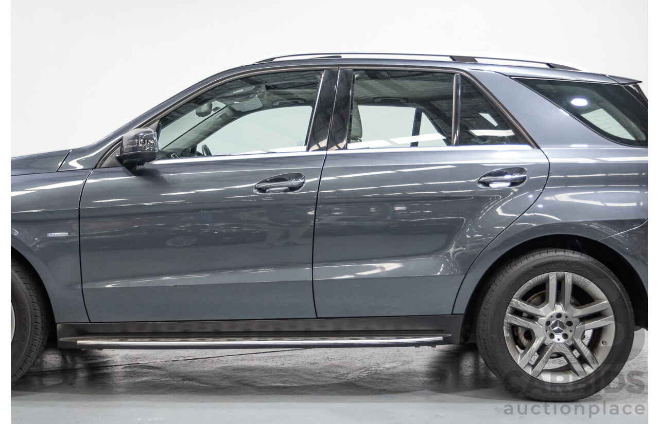 5/2012 Mercedes-Benz ML 250 CDI Bluetec (AWD) 166 4D Wagon Steel Grey Metallic Turbo Diesel 2.1L