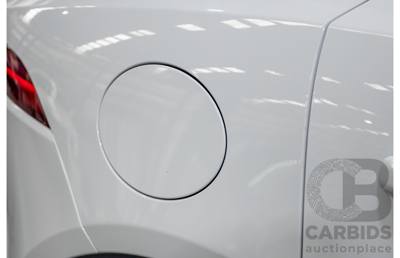 10/2022 Jaguar E-Pace P250 R-Dynamic SE (AWD) X540 MY23 4D Wagon Polaris White Turbo 2.0L - 183kW