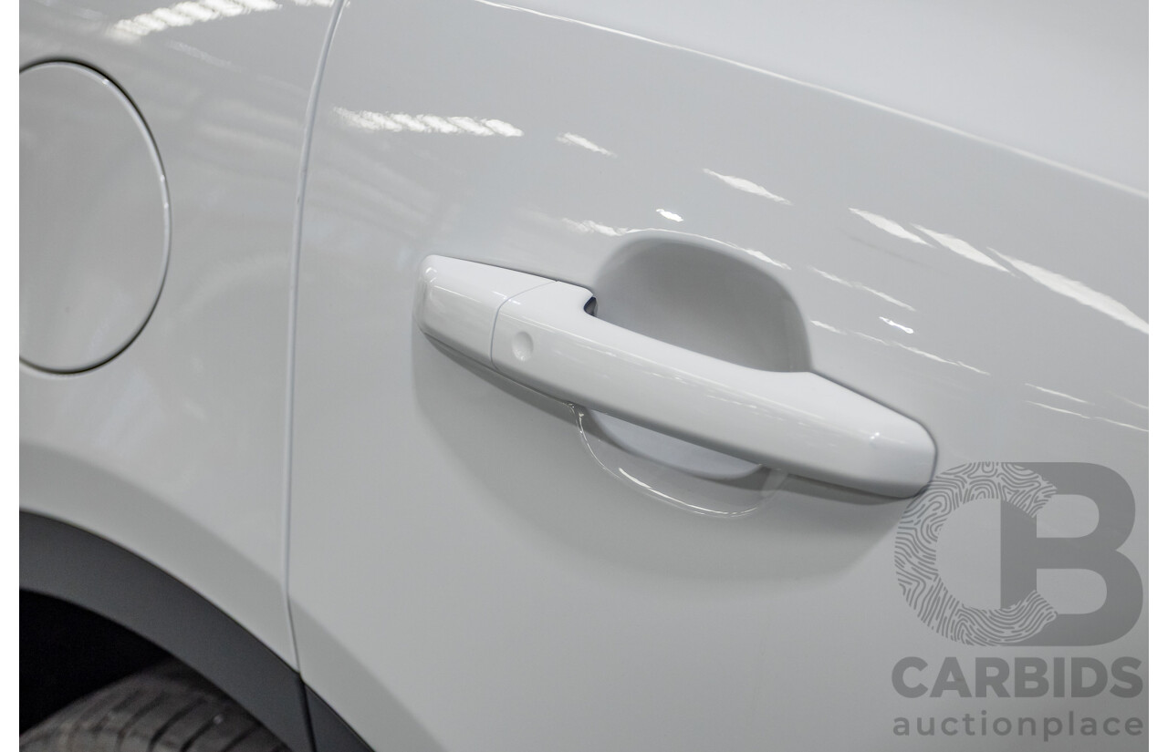 10/2022 Jaguar E-Pace P250 R-Dynamic SE (AWD) X540 MY23 4D Wagon Polaris White Turbo 2.0L - 183kW