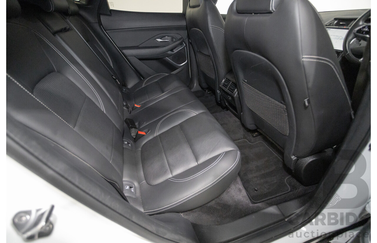 10/2022 Jaguar E-Pace P250 R-Dynamic SE (AWD) X540 MY23 4D Wagon Polaris White Turbo 2.0L - 183kW