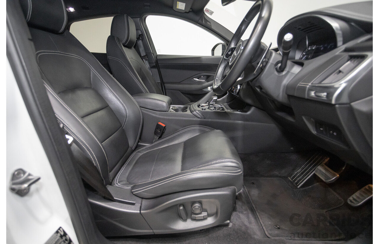 10/2022 Jaguar E-Pace P250 R-Dynamic SE (AWD) X540 MY23 4D Wagon Polaris White Turbo 2.0L - 183kW