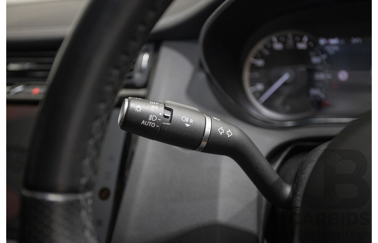 10/2022 Jaguar E-Pace P250 R-Dynamic SE (AWD) X540 MY23 4D Wagon Polaris White Turbo 2.0L - 183kW