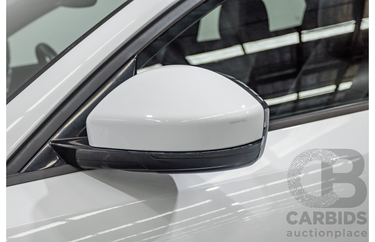 10/2022 Jaguar E-Pace P250 R-Dynamic SE (AWD) X540 MY23 4D Wagon Polaris White Turbo 2.0L - 183kW