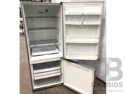 1663376 · Fisher & Paykel 442 Litre Bottom Mount Stainless Steel Fridge
