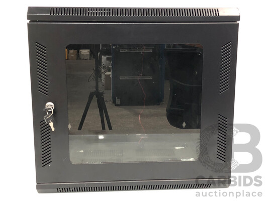 1663399 · 19 Inch Wall Mount Rack Cabinet