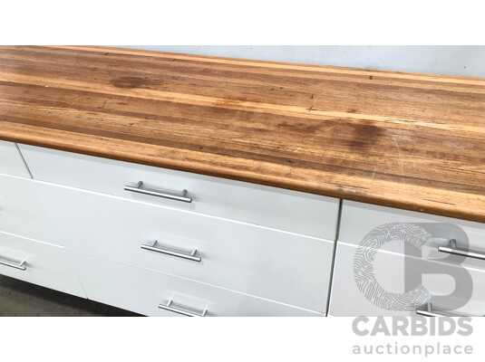 1663294 · Custom Built Kitchen Sideboard