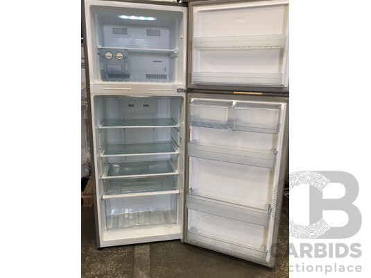 1663261 · Hisense 436 Litre Stainless Steel Top Mount Fridge/Freezer