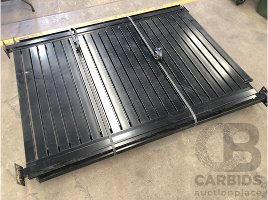 1663320 · 5 Meters of Aluminium Fencing - 1860mm Tall