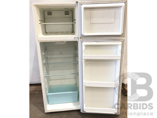 1663329 · Westinghouse 210 Litre Top Mount Fridge/Freezer