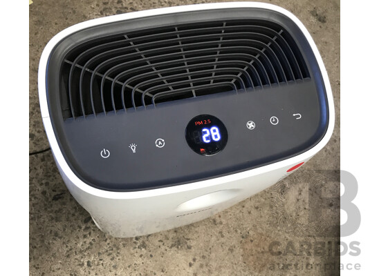1663264 · Philips 2000 Series Air Purifier