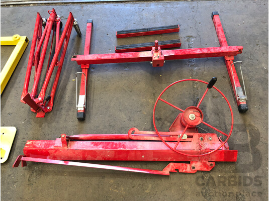 1663346 · Selection of Drywall Panel Lifter Components and Fabricated Steel Frames