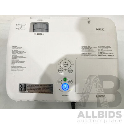 NEC (M300W) WXGA 3LCD Projector