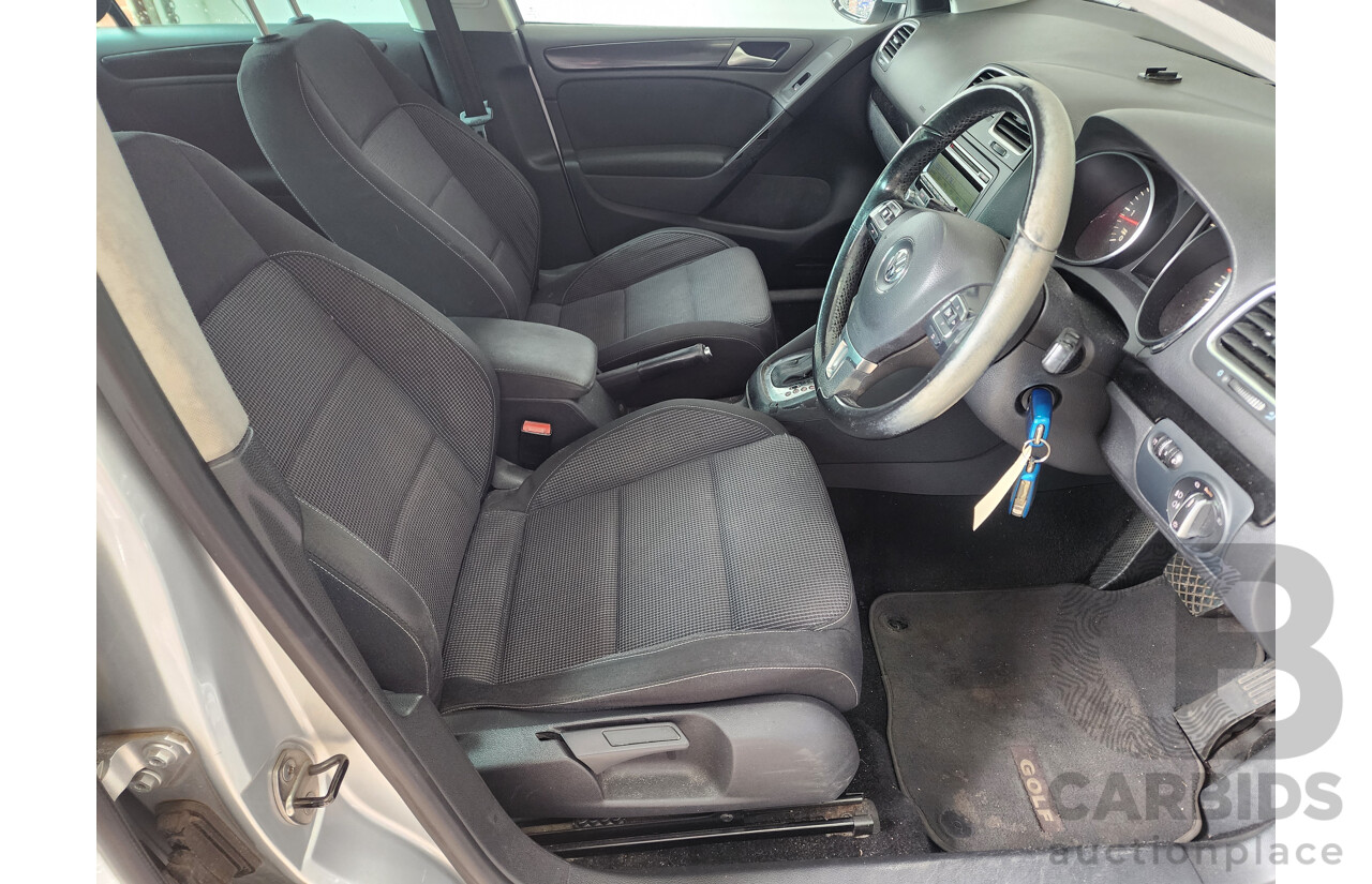 2/2009 Volkswagen Golf 2.0 TDI 1K MY09 5d Hatchback Silver 2.0L