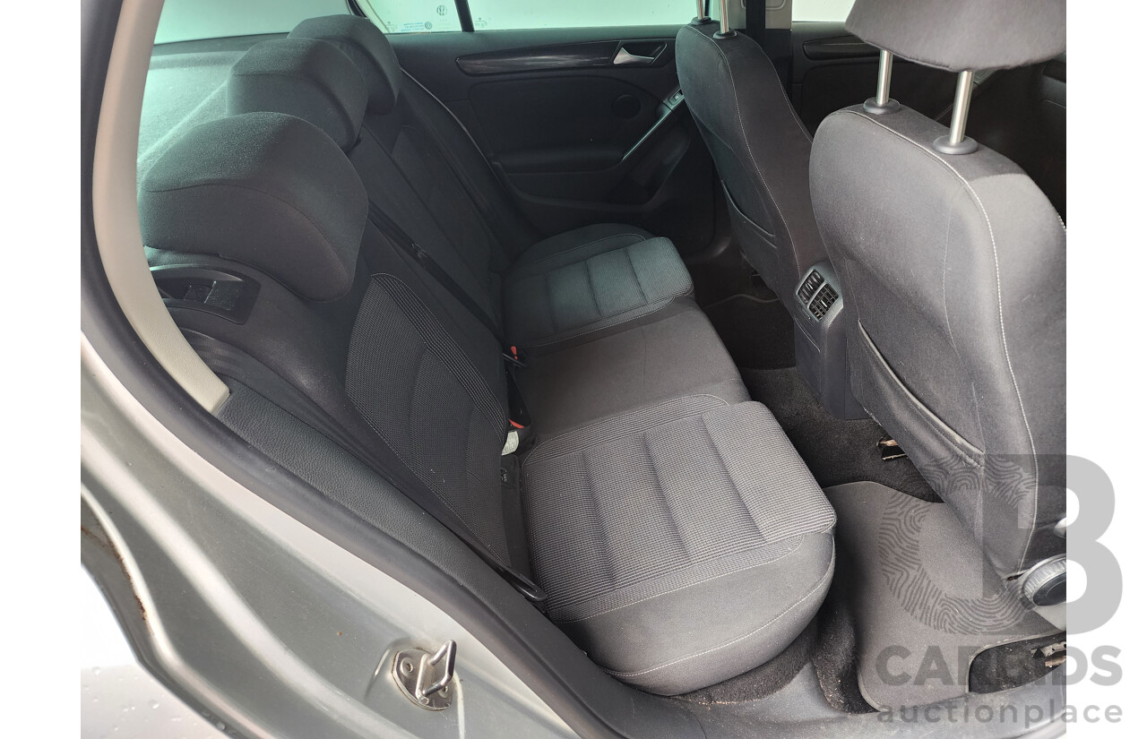 2/2009 Volkswagen Golf 2.0 TDI 1K MY09 5d Hatchback Silver 2.0L
